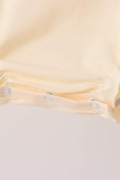 Cream Football French Knot Bubble